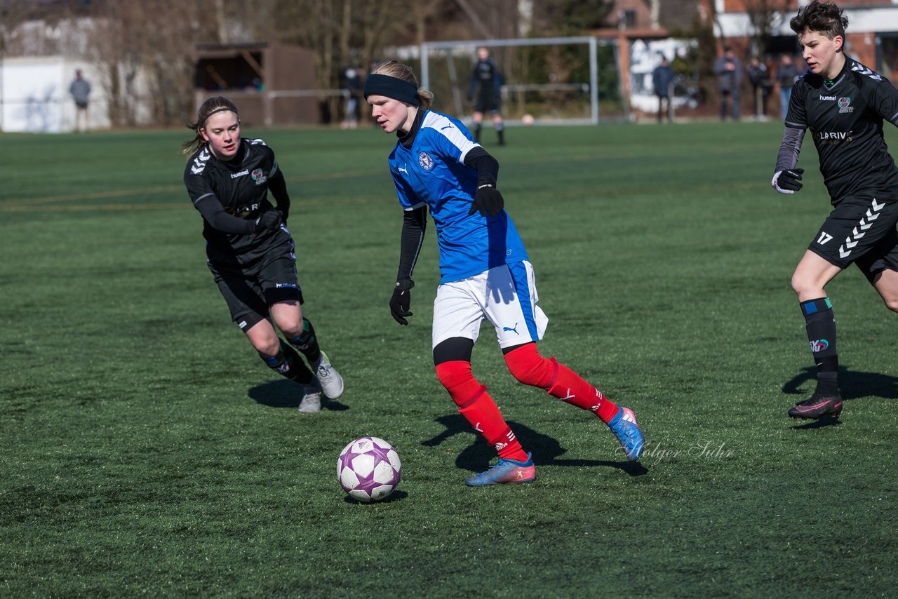 Bild 188 - B-Juniorinnen Halbfinale SVHU - Holstein Kiel : Ergebnis: 3:0